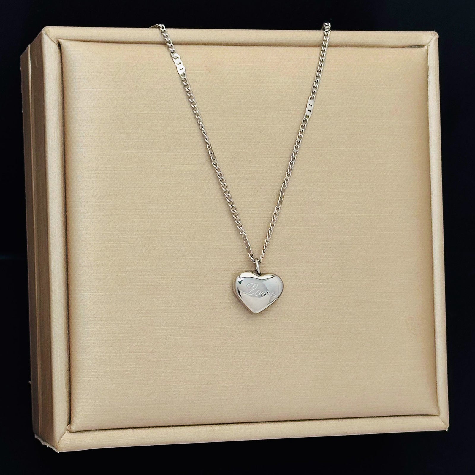 Simple Elegant Heart Shaped Necklace