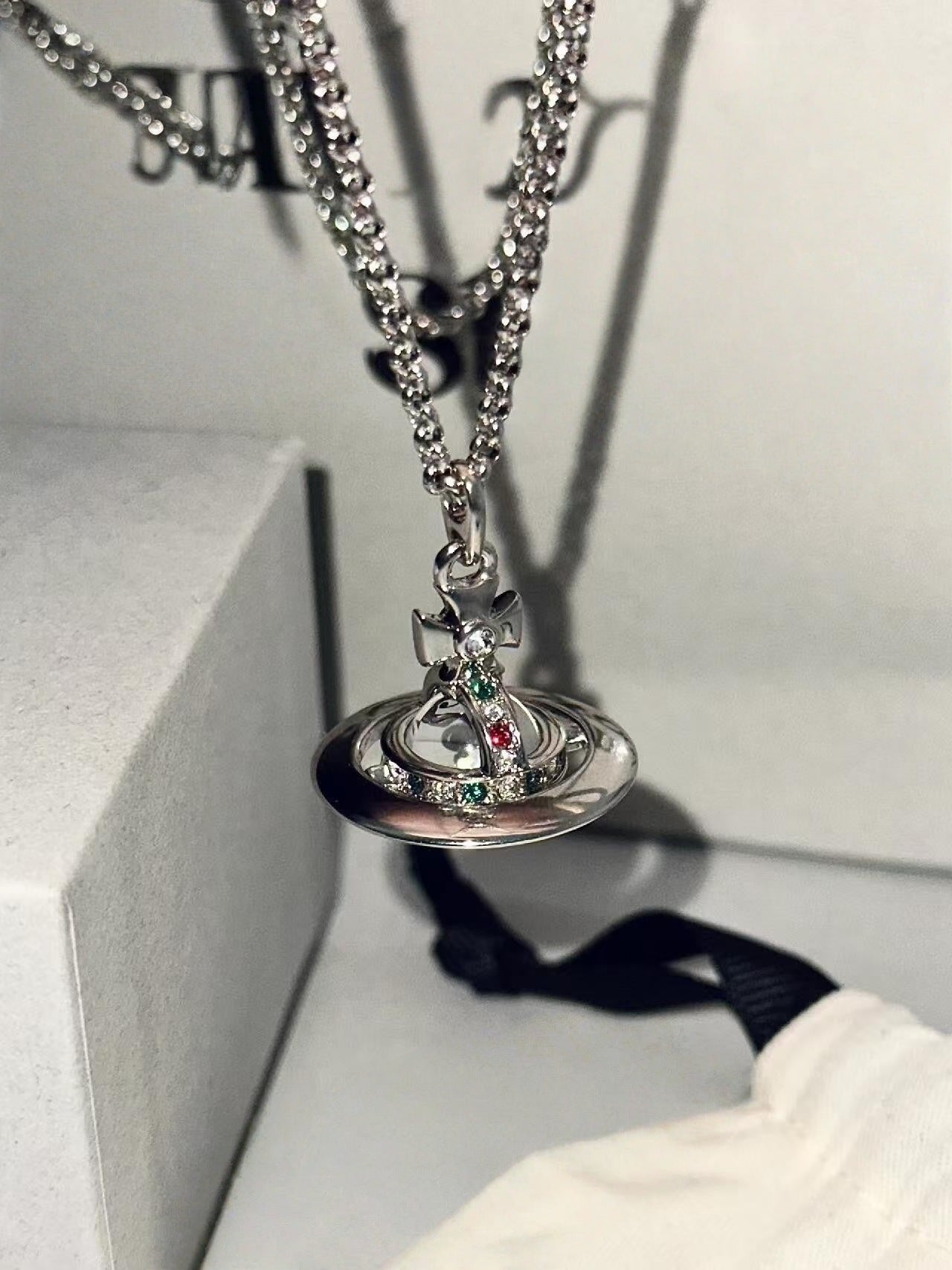 3D Planet Pendant Necklace ? Trendy Women?s Jewelry