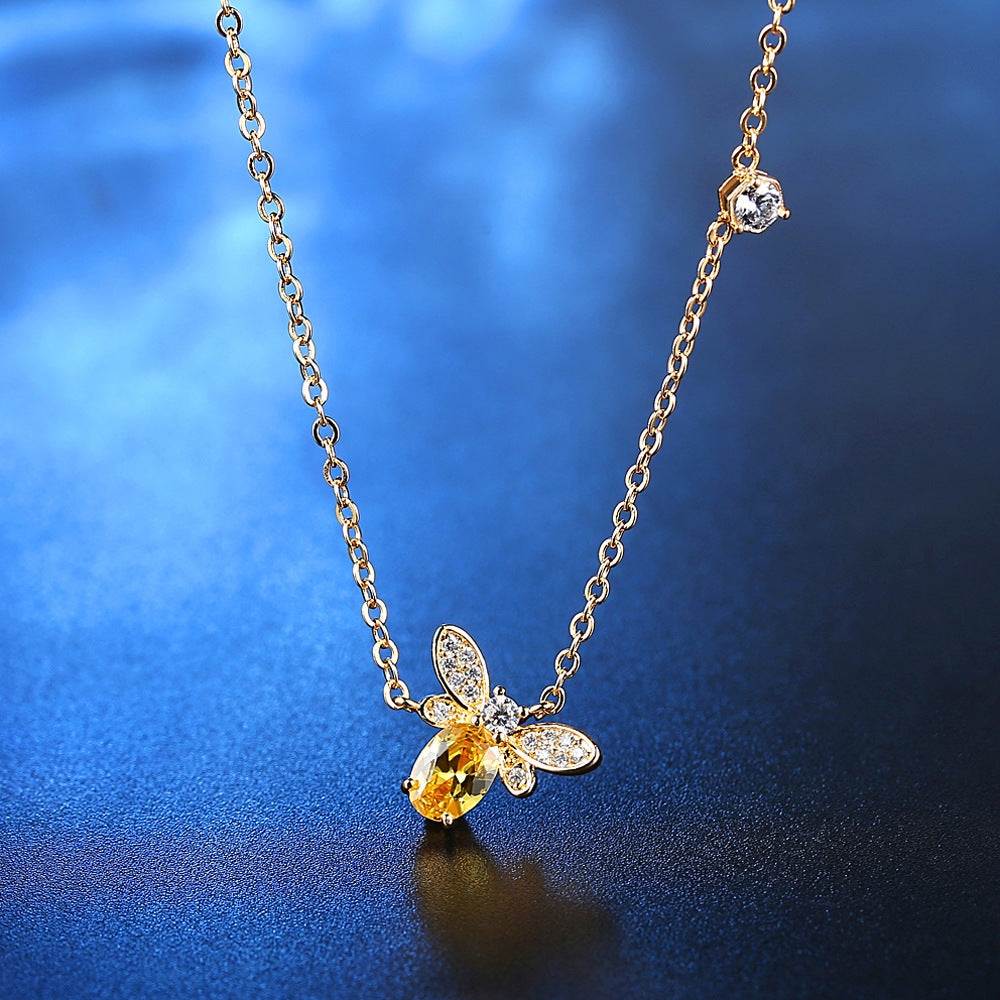 Fashion Bee Pendant Necklace with Adjustable Chain