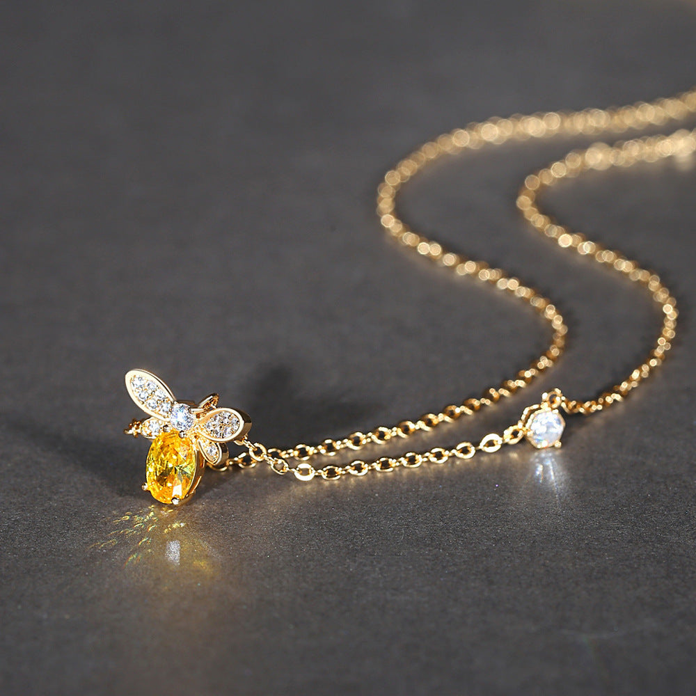 Fashion Bee Pendant Necklace with Adjustable Chain