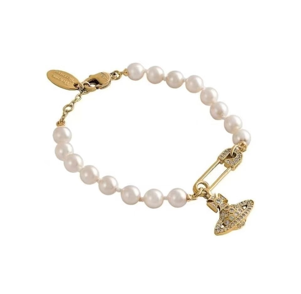 Saturn Pearl Brooch Necklace